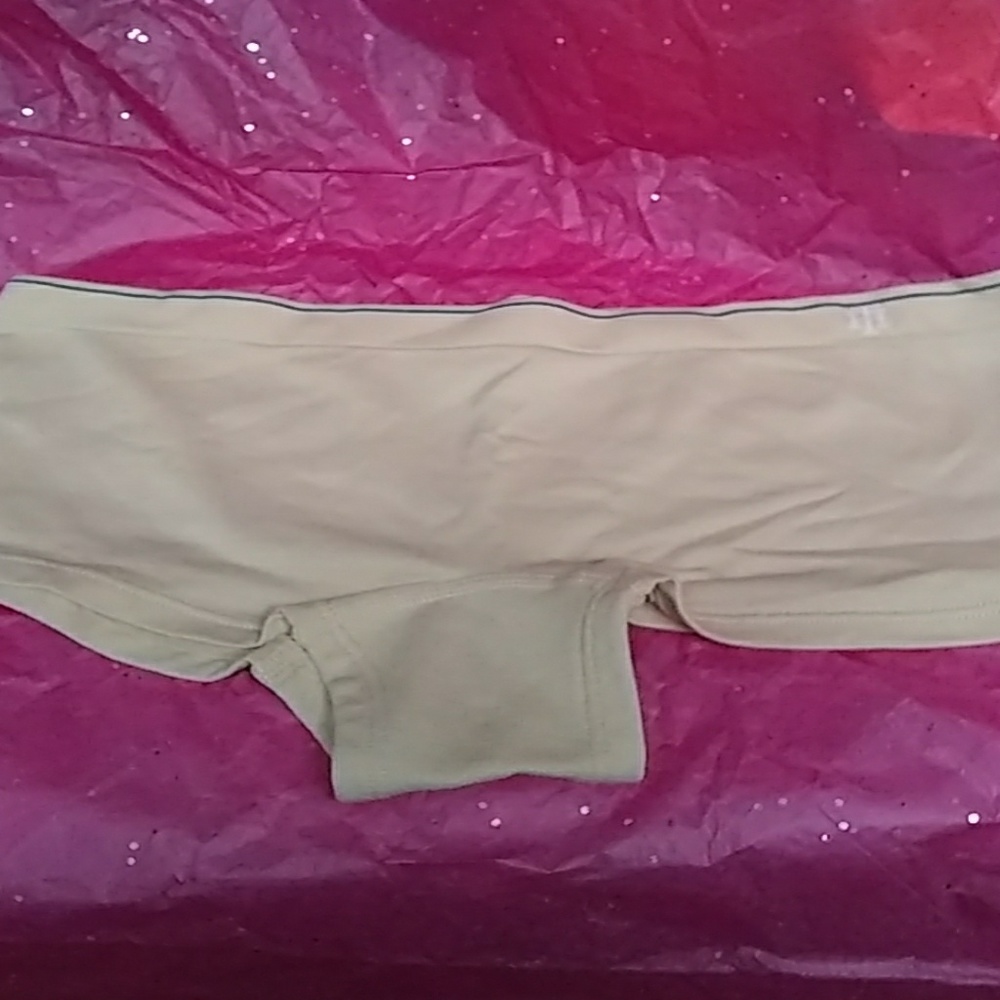 NWOT - Ladies Tommy Hilfiger - Sz Med.